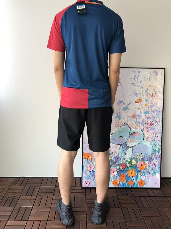 Football T-shirt · 3