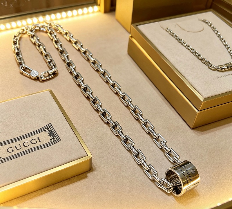 G C I Jewelry · 3