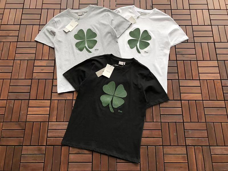 D O T-shirt · 6