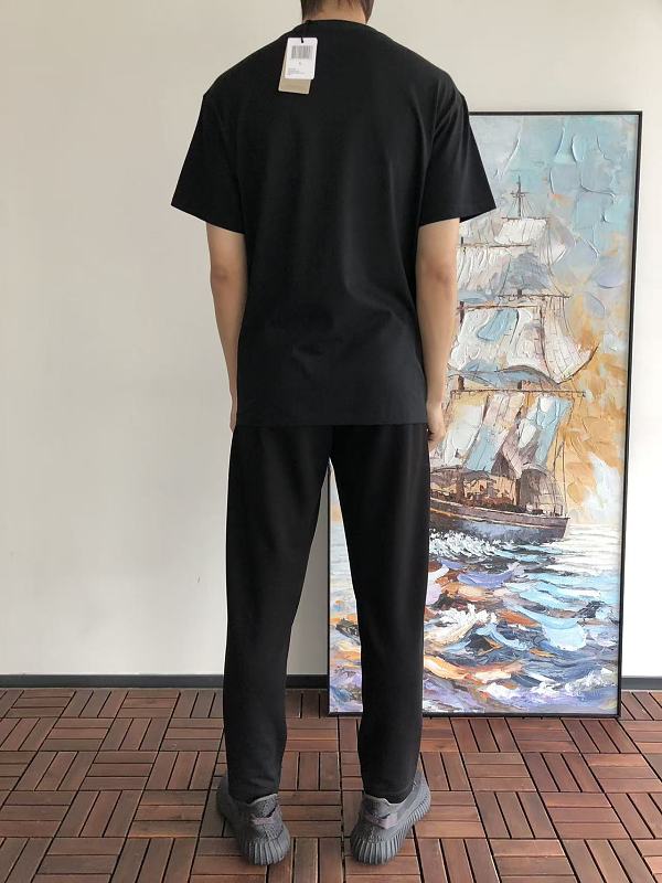 C Rh Rtt T-shirt · 4