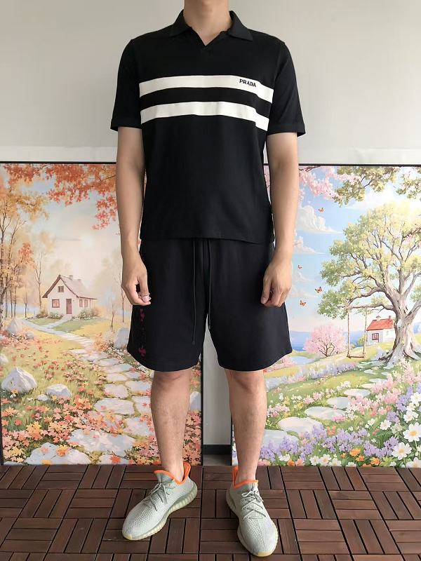 P A A T-shirt · 3