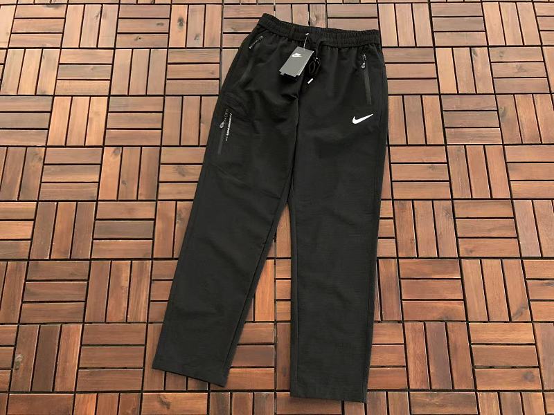 Nike Trousers 10