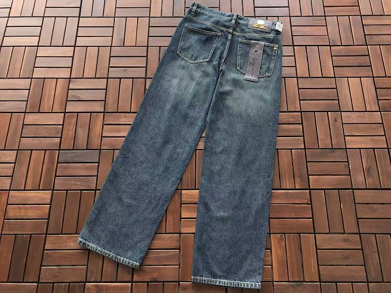 L O P A A Jeans · 4
