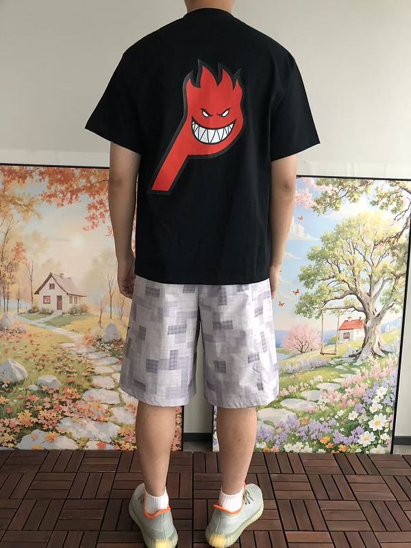 P La E T-shirt · 4