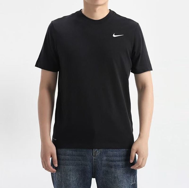 Nike T-shirt 5