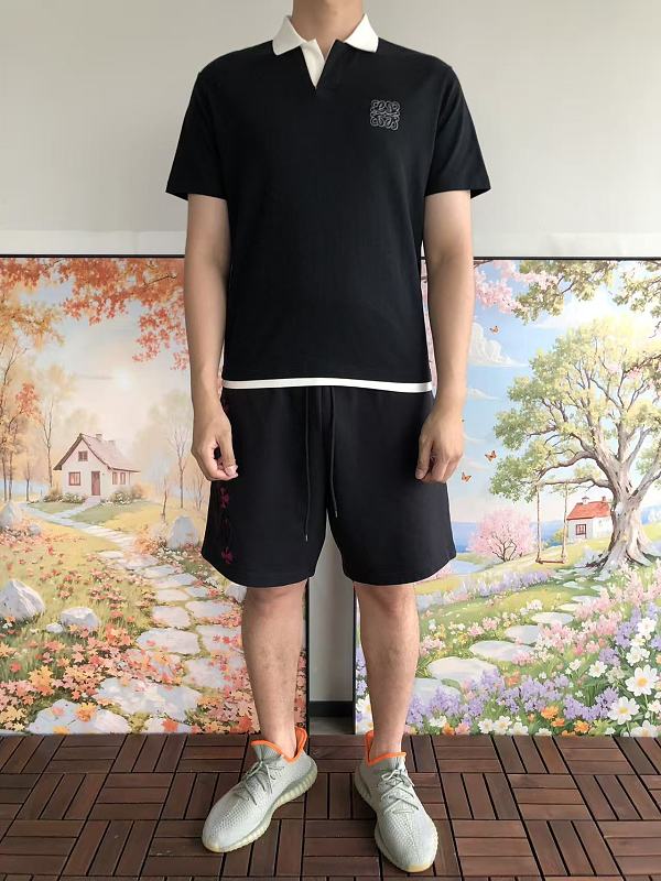 L E T-shirt · 3