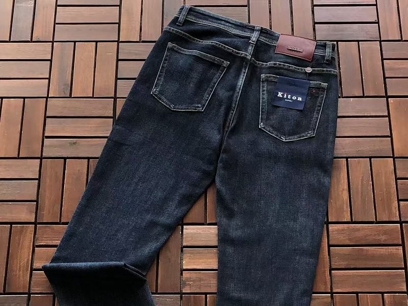 Kiton Jeans · 5