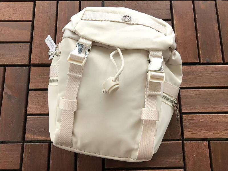 L Ul M N Bag 8