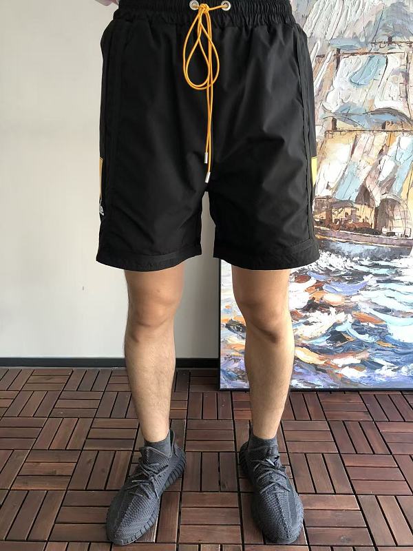 R U E Shorts · 3