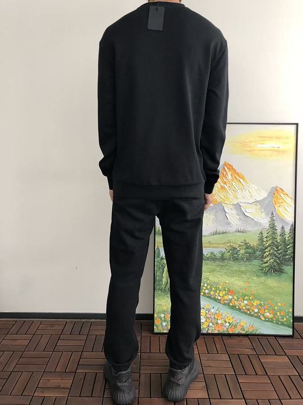 On Ru I G Sweater · 5