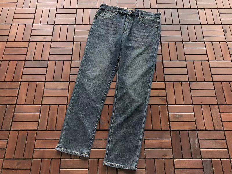 L O P A A Jeans 11