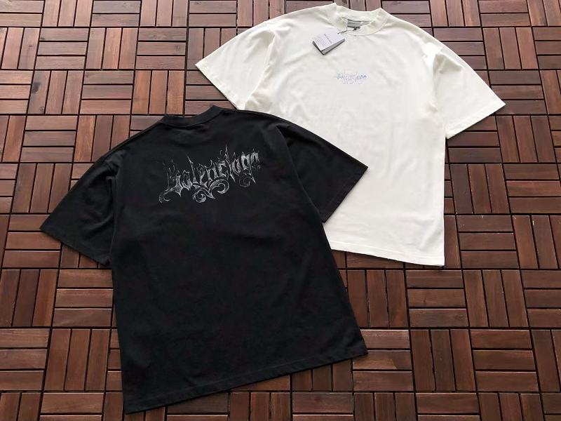 B L Ia A T-shirt · 6