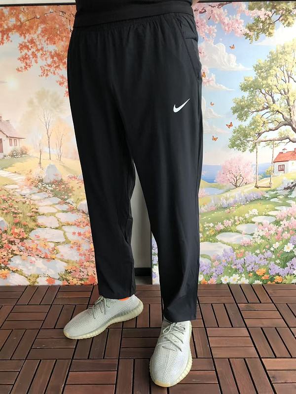 Nike Trousers 5