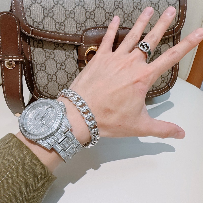 G C I Jewelry · 3