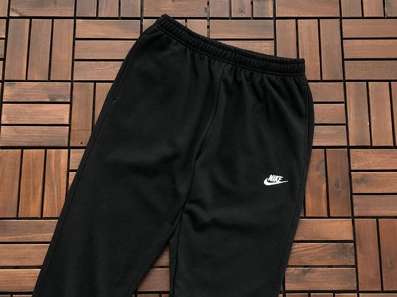 Nike Trousers 11