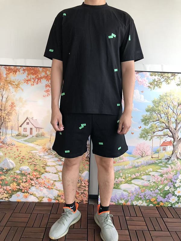 Top Pants B L Ia A T-shirtshorts · 4