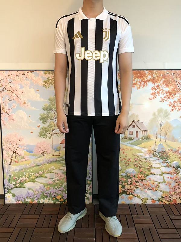 Football T-shirt · 5