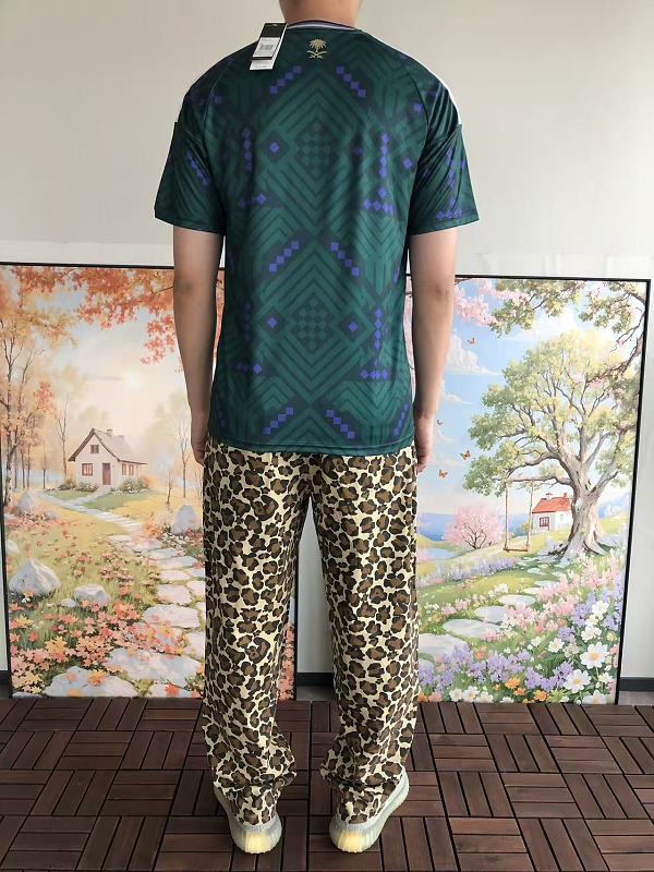 Football T-shirt · 3