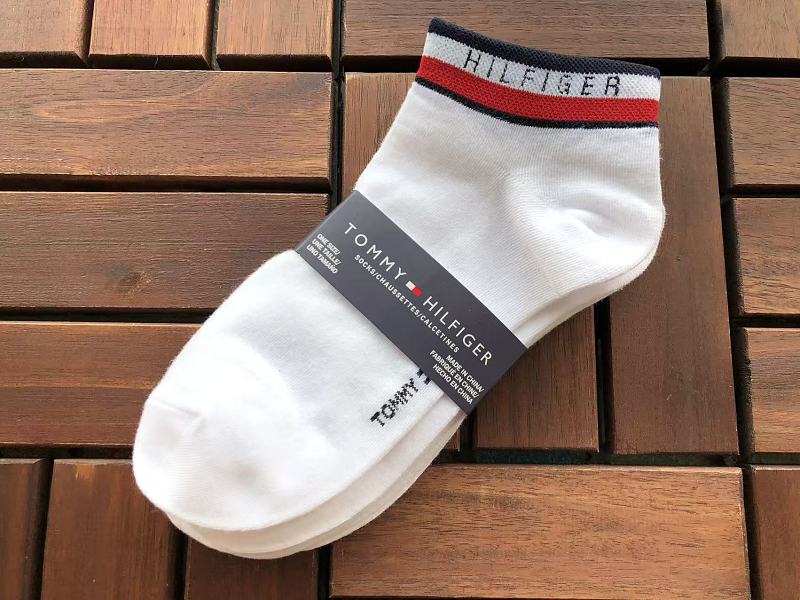 T H R Socks 10