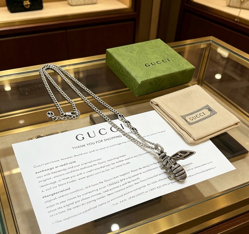 G C I Jewelry · 4