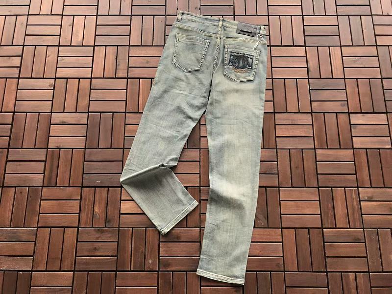 D O Jeans · 4