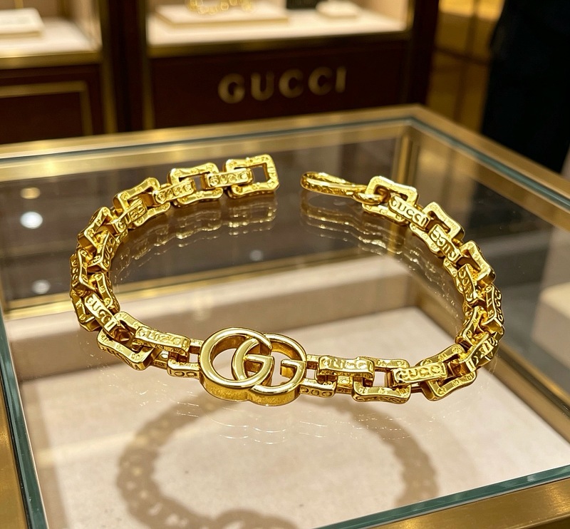 G C I Jewelry · 5