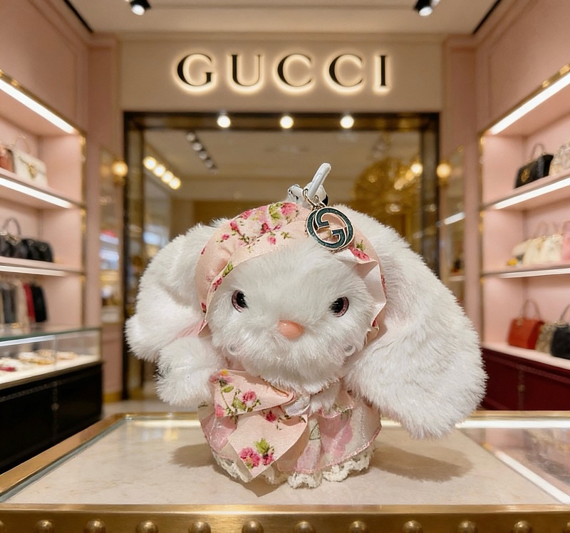 G C I Jewelry · 5