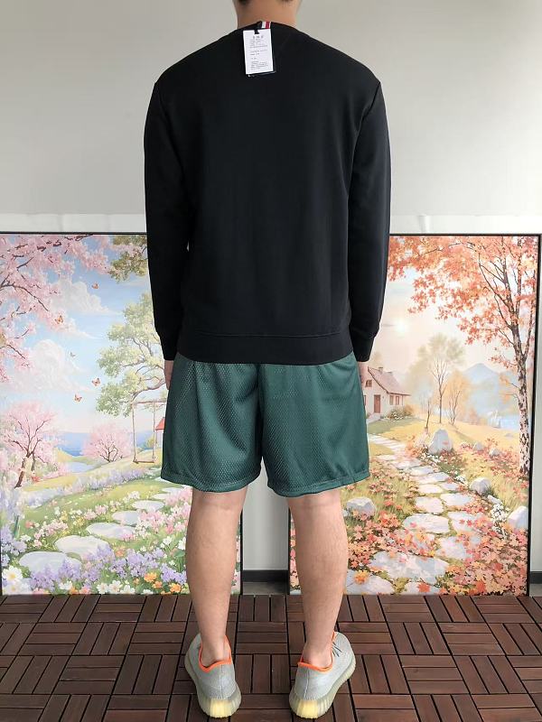 T H R Sweater · 5