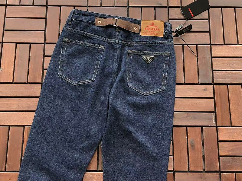P A A Jeans · 5