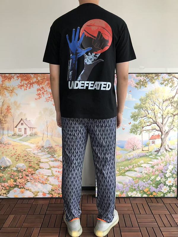Undefeated T-shirt · 4