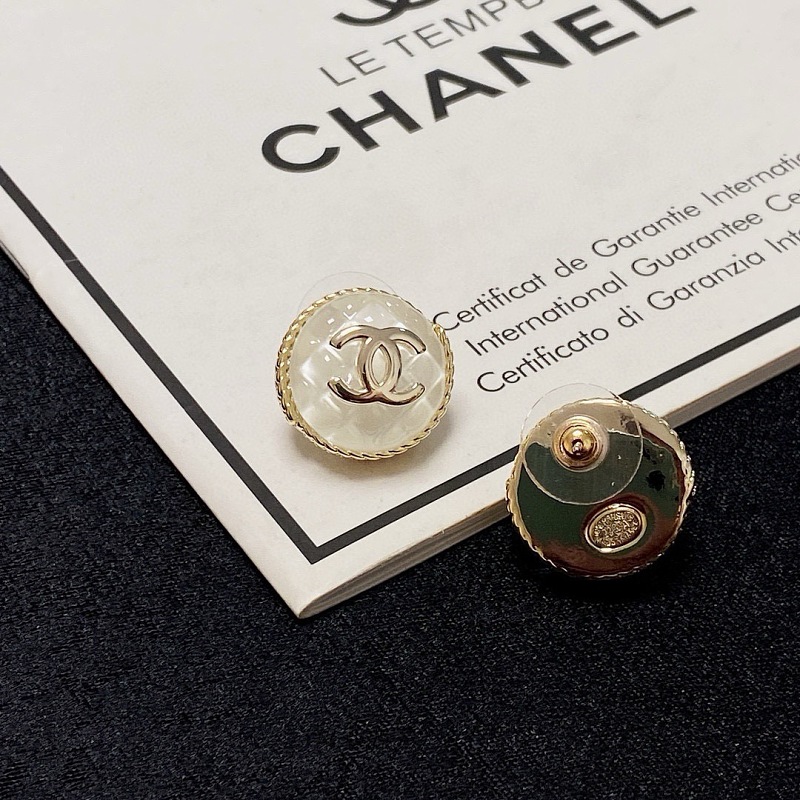 C A E Jewelry · 5