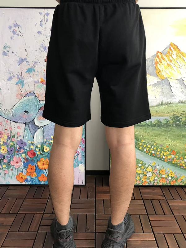 P M A G S Shorts · 4