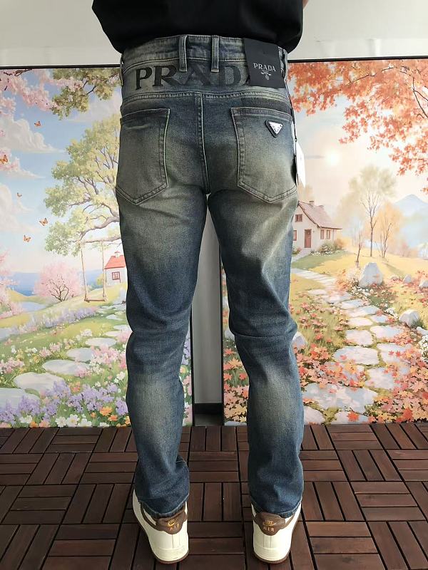 P A A Jeans · 4