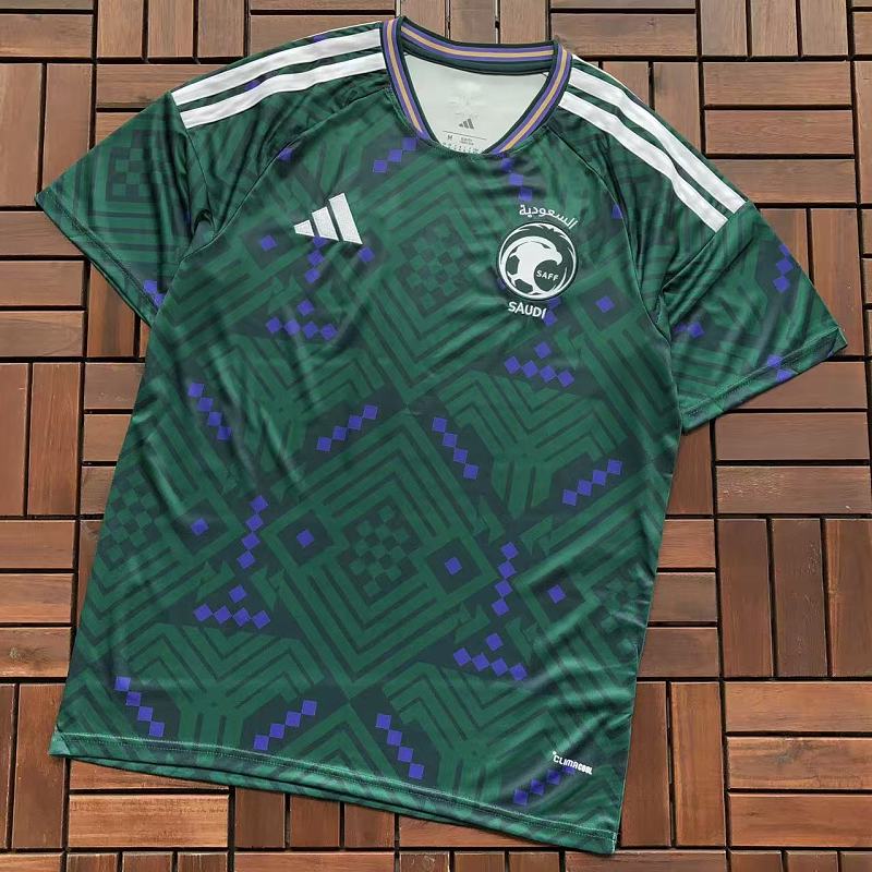 Football T-shirt · 4