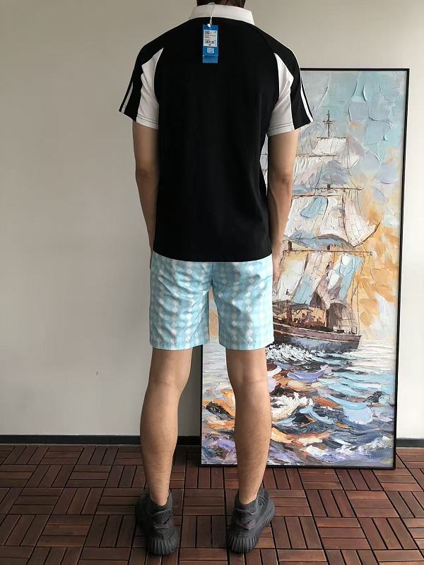 Di As T-shirt · 6