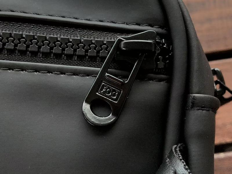 Essentials Bag 6