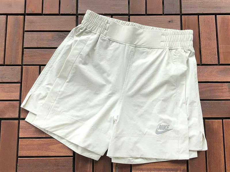Nike Shorts Woman 7