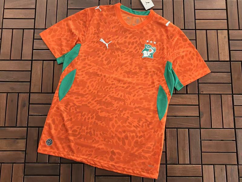 Football T-shirt · 5