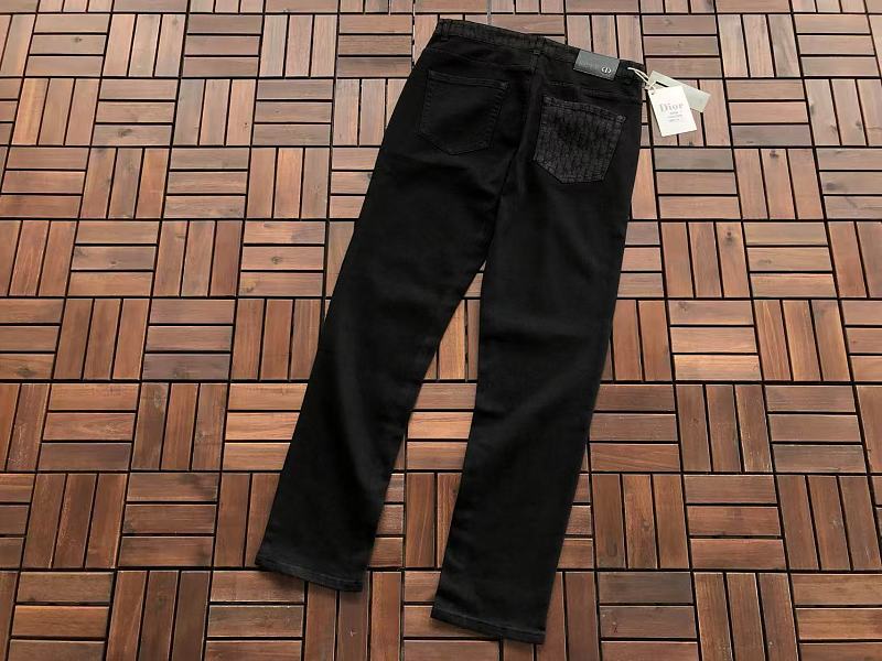 D O Jeans · 4