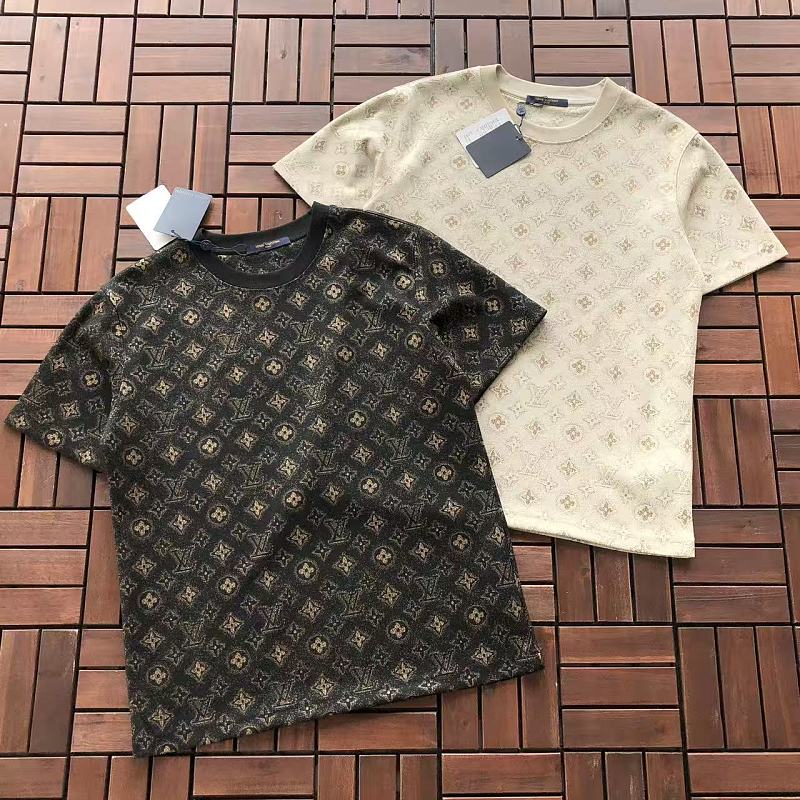 L T-shirt · 5