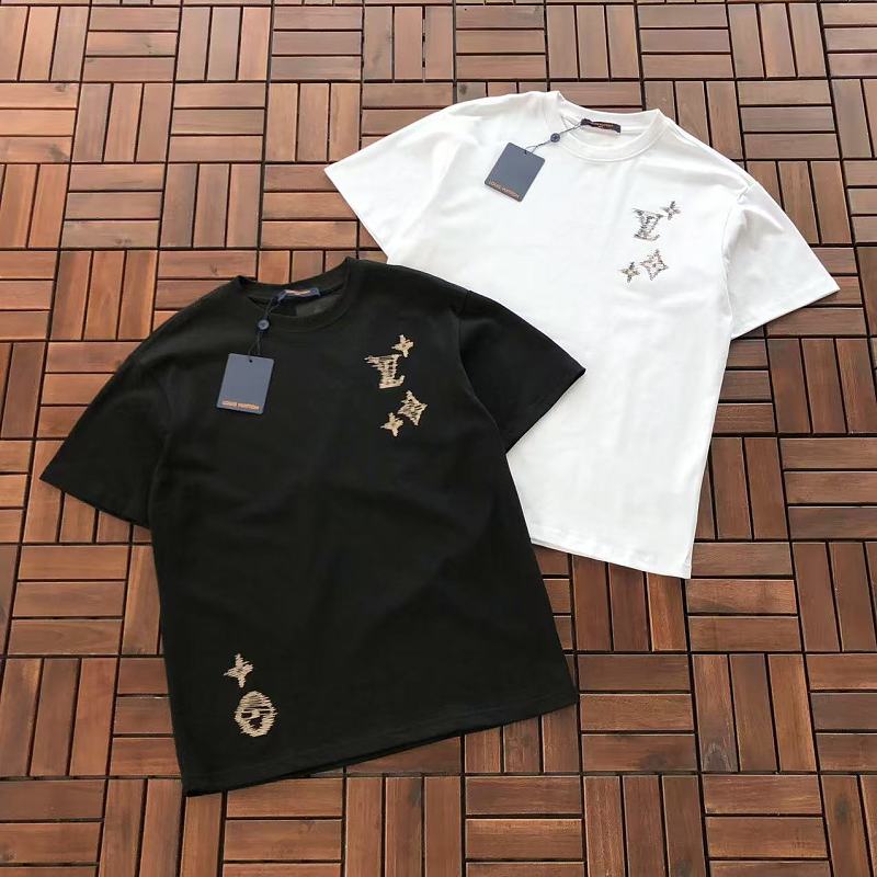L T-shirt · 5