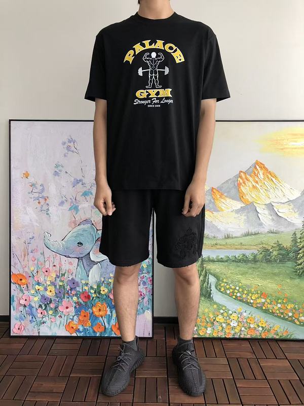 P La E T-shirt · 4