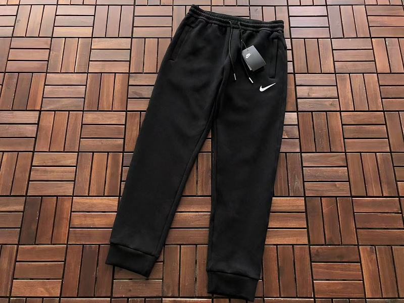 Nike Trousers 10