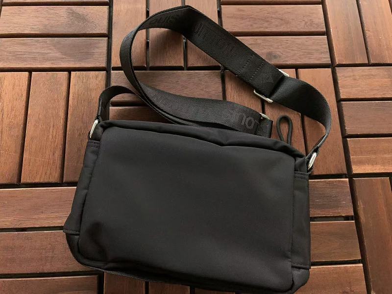 L Bag 8