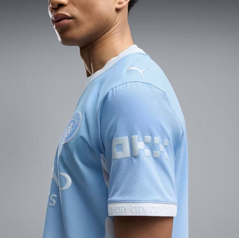 Football T-shirt · 5