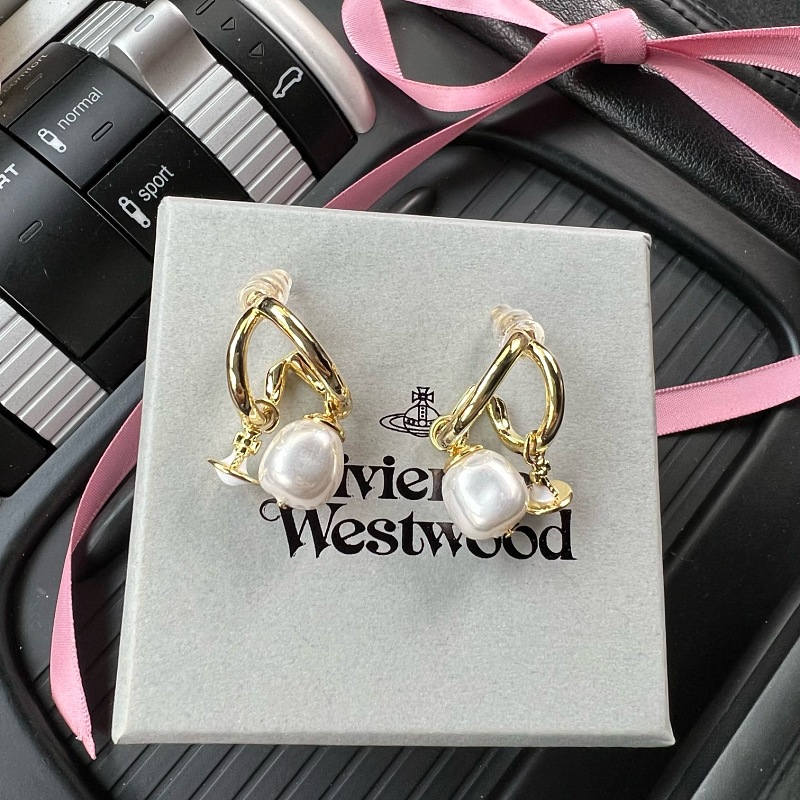 Vivienne Westwood Jewelry 3