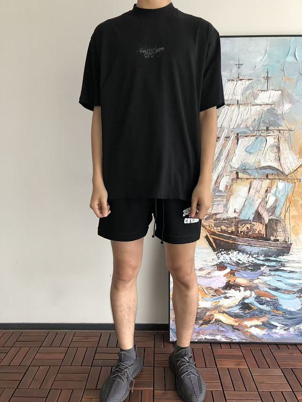 B L Ia A T-shirt 3