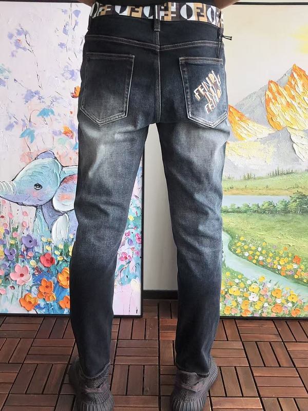 F D Jeans · 4