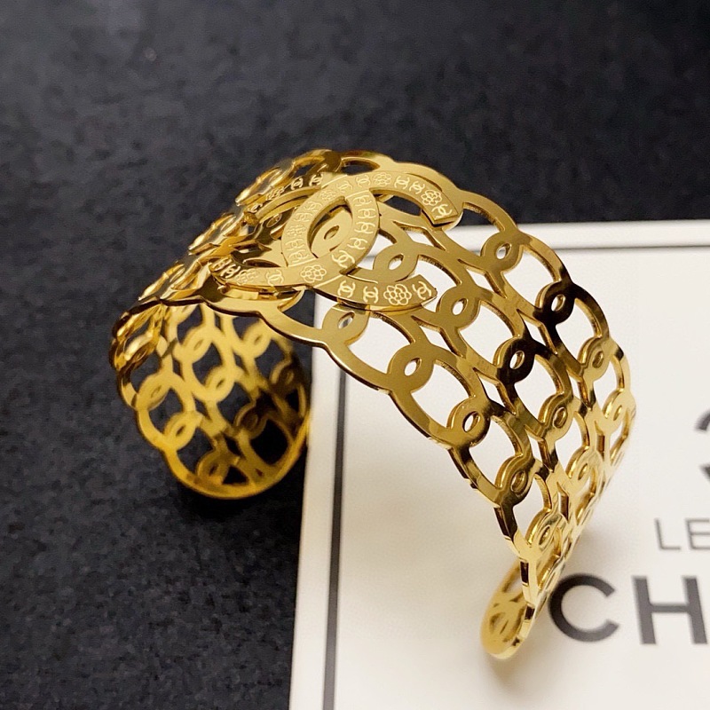 C A E Jewelry · 5
