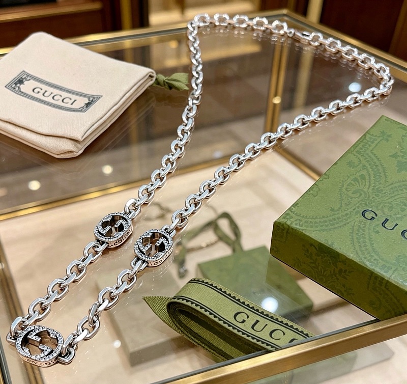 G C I Jewelry · 4